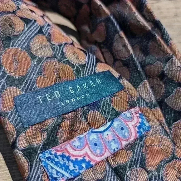 Ted  baker floral silk tie - Picture 5 of 8